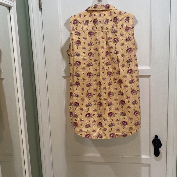 Chamonix Yellow French floral sleeveless button down small - Picture 4 of 6
